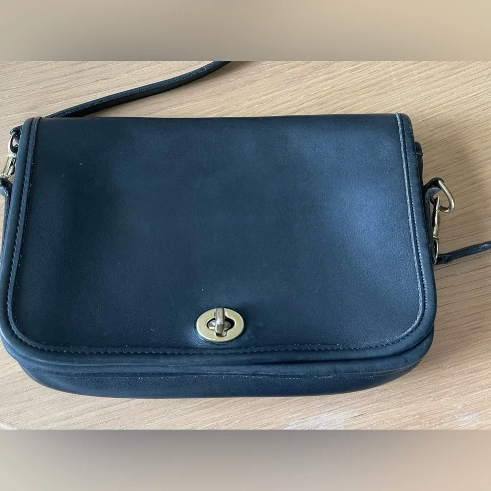 COACH 9755 CROSSBODY BLACK LEATHER BAG - Picture 9 of 16